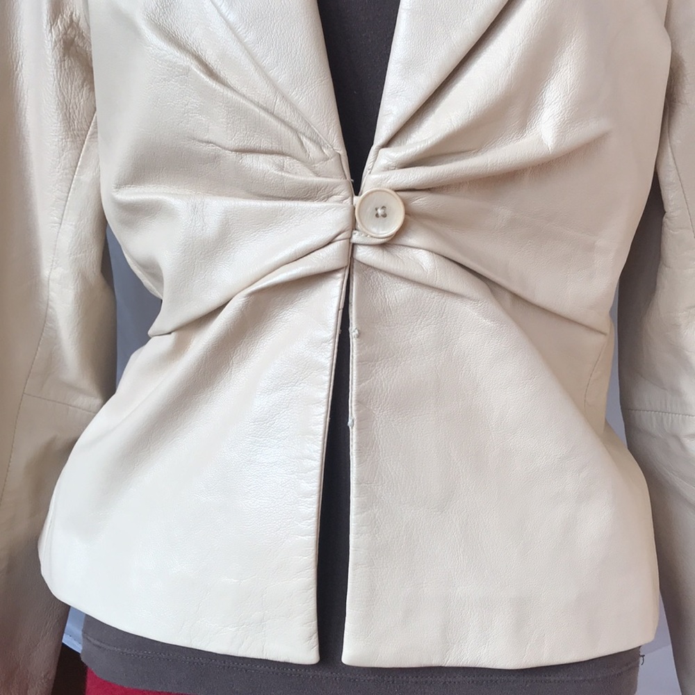 Margaret Godfrey, Leather Jacket - Picture 4 of 11